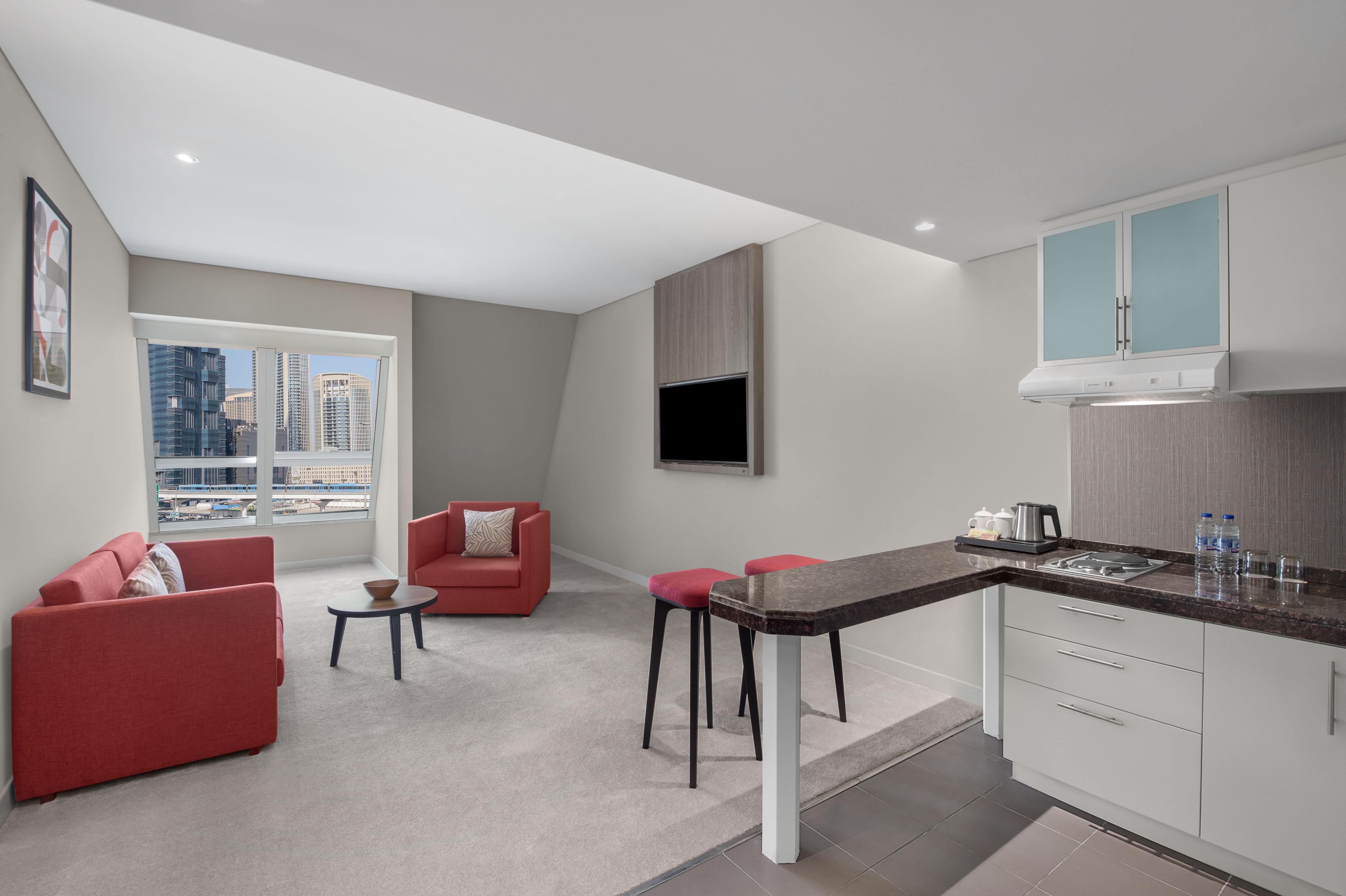Leva Hotel Mazaya Centre Dubai Luaran gambar