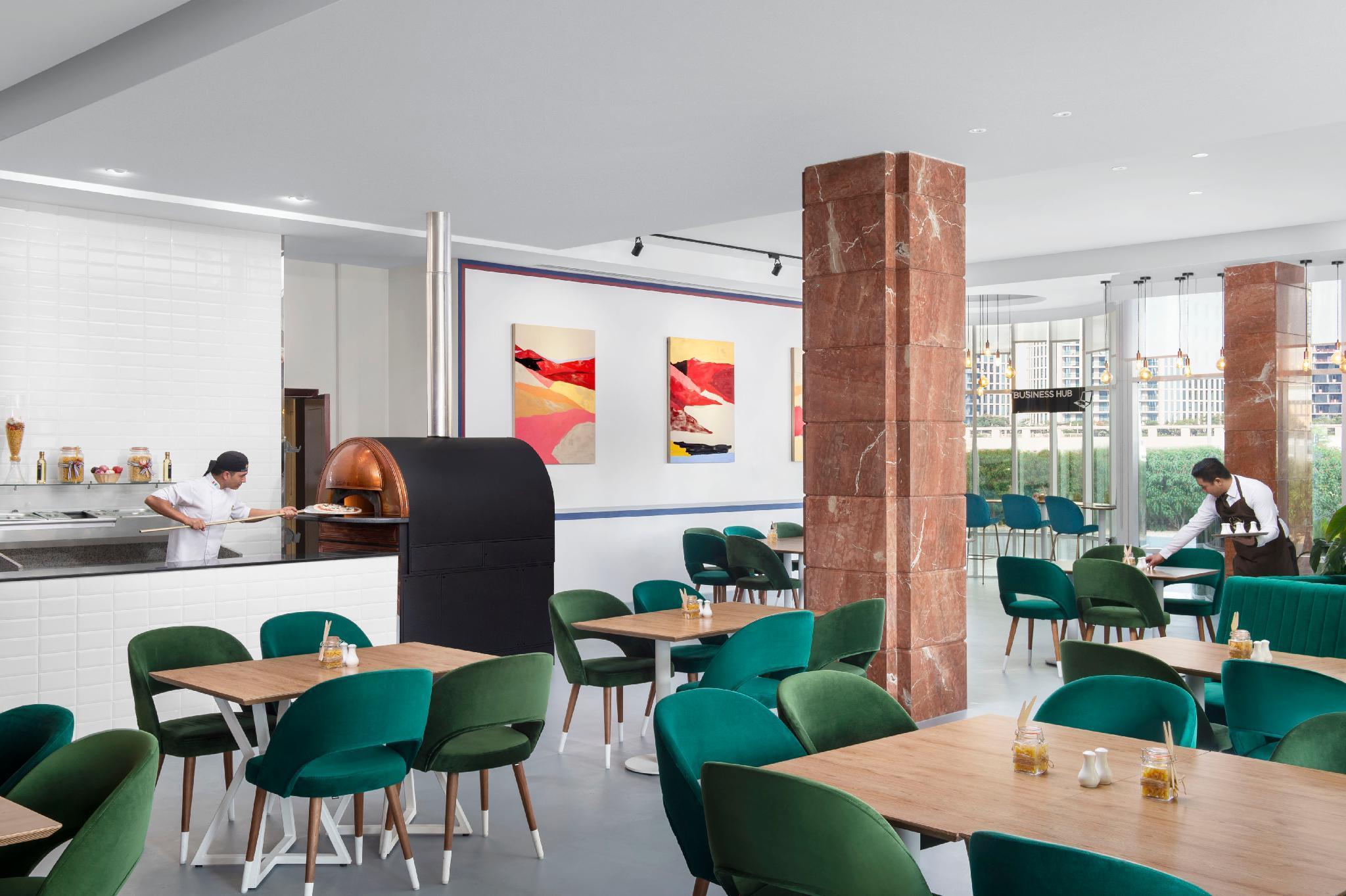 Leva Hotel Mazaya Centre Dubai Luaran gambar